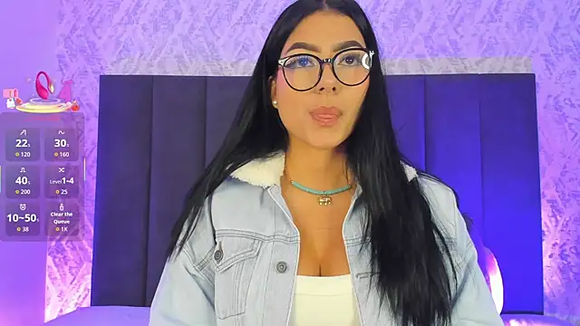 dana hazze online show from September 8, 7:46 pm