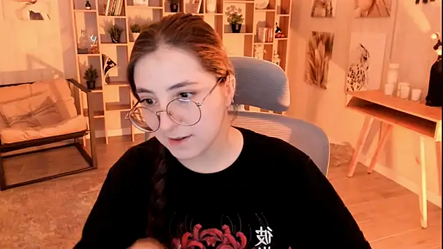 VirtuallVoyant online show from September 29, 4:39 am