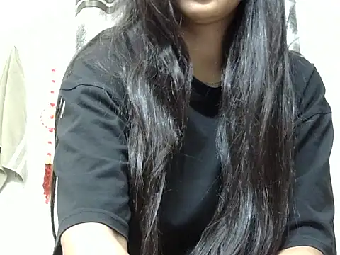 SURBHI 08 online show from November 4, 8:03 pm