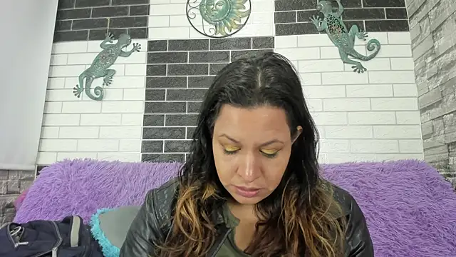 Sandra Milf love online show from September 17, 3:59 am