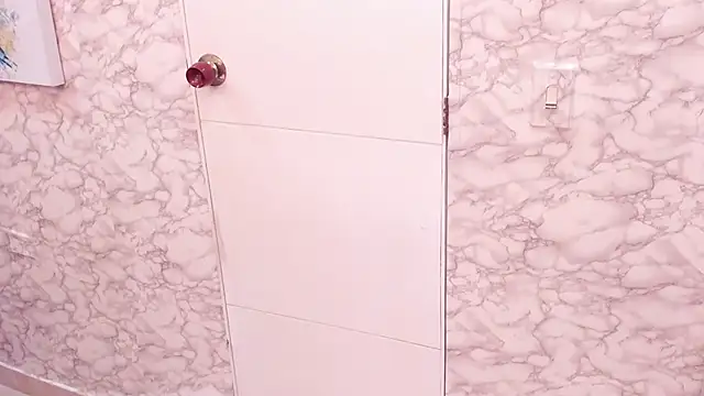 SASHA BROWNIE   online show from March 26, 7:59 pm