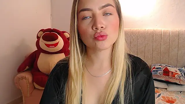  Tiffany1 online show from February 18, 7:35 pm