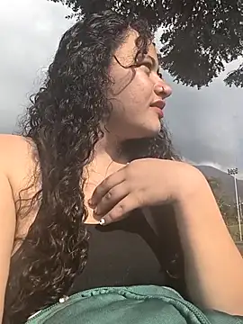 Yaya watson online show from December 16, 8:15 pm