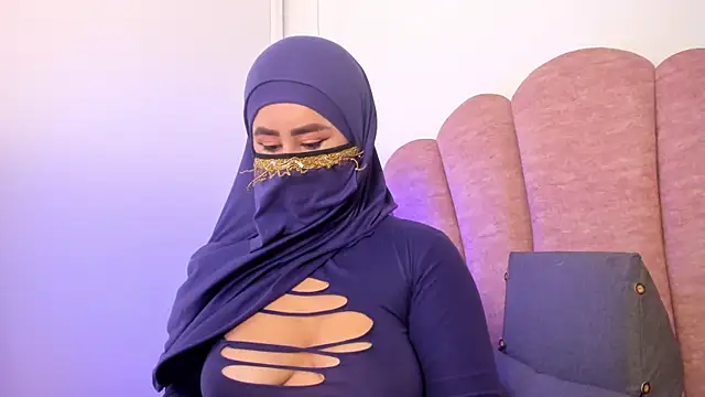 Snapshot of halabi_saha chatting on October 21, 9:57 am halabi saha online show from October 21, 9:57 am