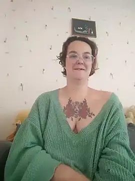 DadoTigresse online show from September 24, 7:18 am