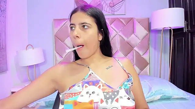 DanniaKross online show from September 14, 3:21 pm