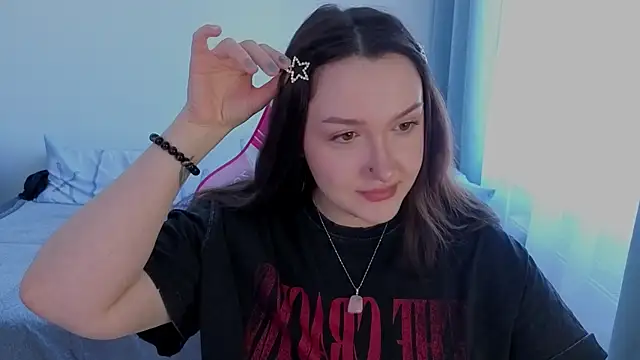 CrystalBlaze  online show from April 10, 11:49 am