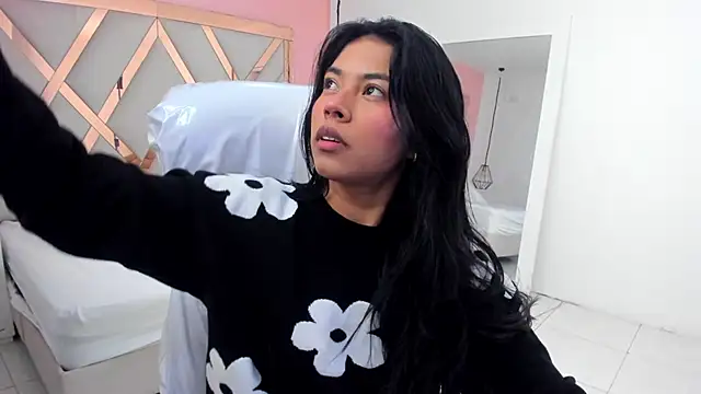 samantaa shy online show from September 30, 2:39 am