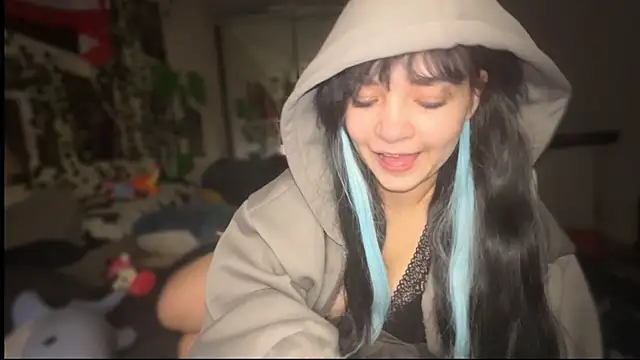 nikoli naw online show from December 2, 10:23 pm