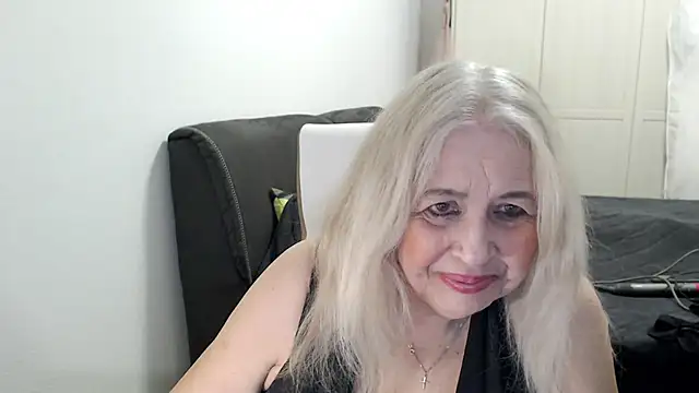 SusiLifeXXX online show from April 8, 7:49 pm