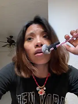 Nia Desire online show from March 12, 7:00 am