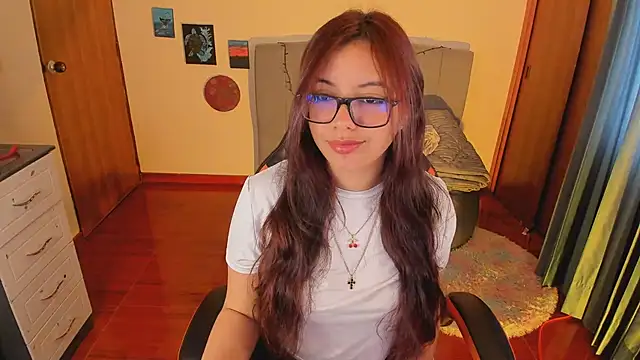 Snapshot of Verolake chatting on September 12, 5:09 pm Verolake online show from September 12, 5:09 pm