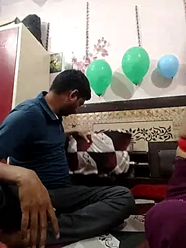 Yourhotsweetgirl online show from January 10, 9:03 am