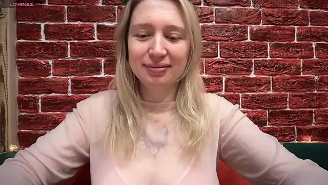 CitrusBlissss online show from December 18, 3:00 am