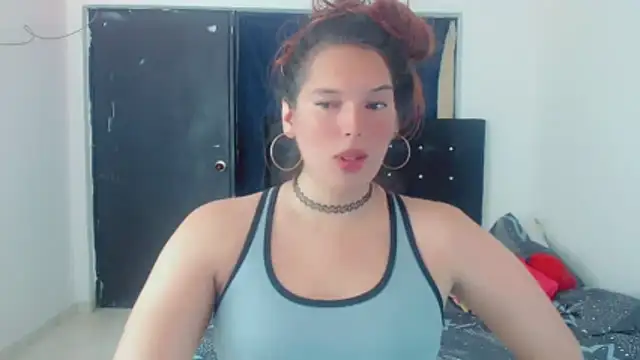 samanthaa hot  online show from December 20, 5:39 pm