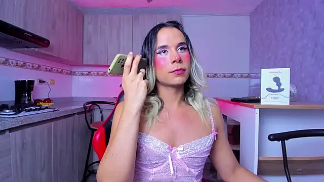 ZaiMoon  online show from February 17, 9:14 pm