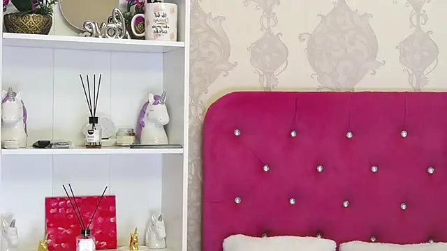 AlexisDevine online show from September 26, 5:05 am