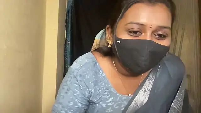 Pavani-Sexy online show from March 11, 7:05 pm