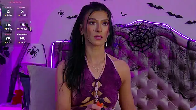 KinkyAmelie online show from October 26, 5:30 pm