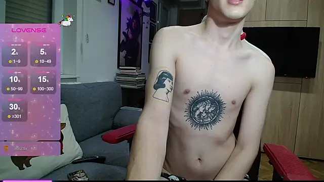 Snapshot of Crystal_Valentine chatting on September 9, 11:48 pm Crystal Valentine online show from September 9, 11:48 pm