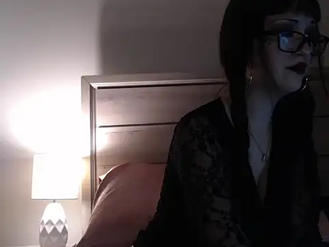 certifiedratchet online show from April 4, 7:45 pm