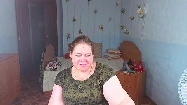 Audrey Aura online show from September 9, 4:07 pm