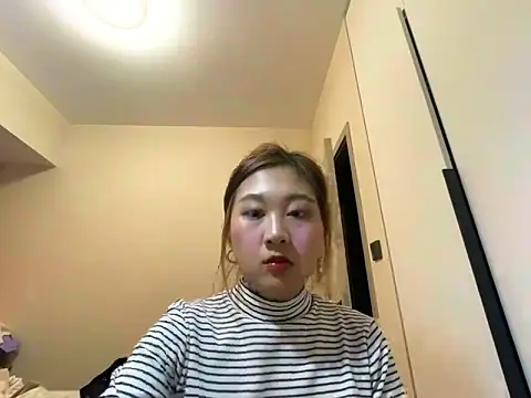 xena0501 online show from February 27, 3:01 pm