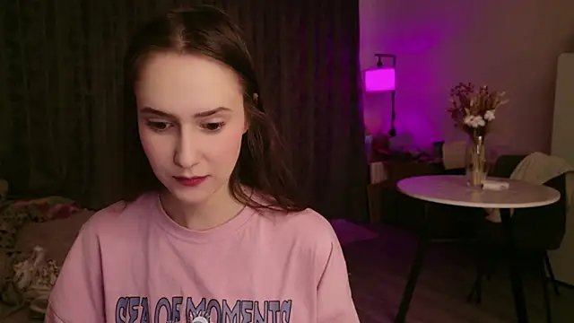 LucyRose3 online show from May 6, 6:12 pm