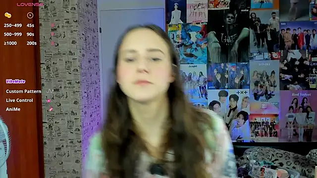 LucyRose3 online show from September 12, 6:25 am