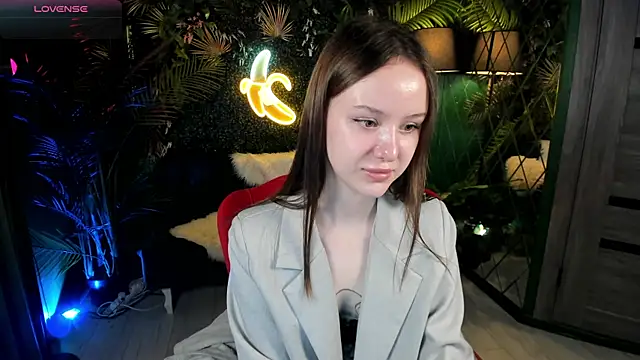 MarySparkle online show from June 2, 2:45 am