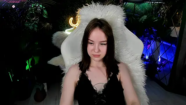 MarySparkle online show from November 15, 3:40 am