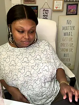 Snapshot of Juicystorm chatting on October 1, 11:53 pm Juicystorm online show from October 1, 11:53 pm