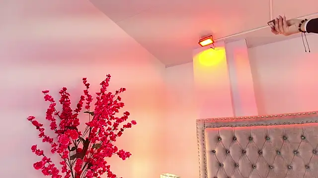 Ahilin luther online show from November 18, 11:55 am