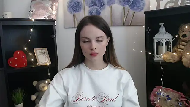 Ariella ari online show from September 24, 12:26 pm