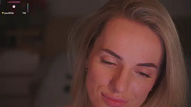 Vanille Mystery online show from January 10, 2:27 am