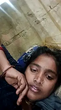 Guriya0076 online show from February 12, 9:05 pm