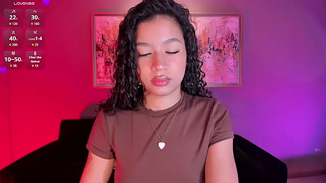Snapshot of SophieHouston_ chatting on September 16, 5:15 am SophieHouston  online show from September 16, 5:15 am