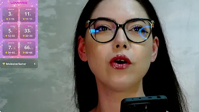 KaylaLewys online show from March 25, 6:44 pm