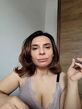 Victoria Vergara online show from March 5, 11:50 am