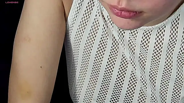 LiviaShy online show from January 6, 8:23 pm