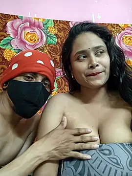 Seducing couple online show from February 21, 6:36 am