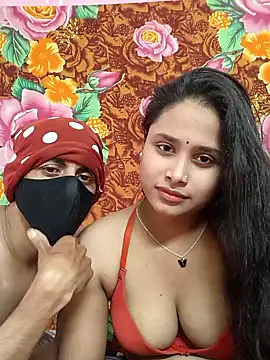 Seducing couple online show from December 4, 10:50 am