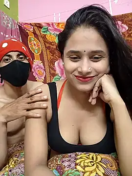 Seducing couple online show from September 13, 5:21 pm