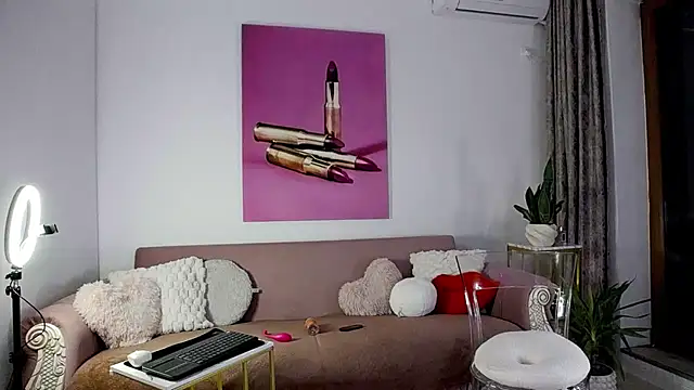 oliviathea online show from March 13, 2:46 am