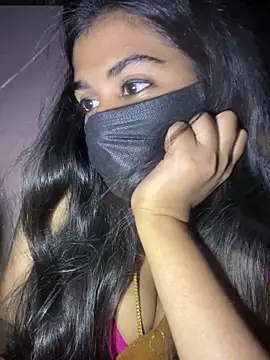 umairahaasan 1 online show from March 12, 6:32 pm