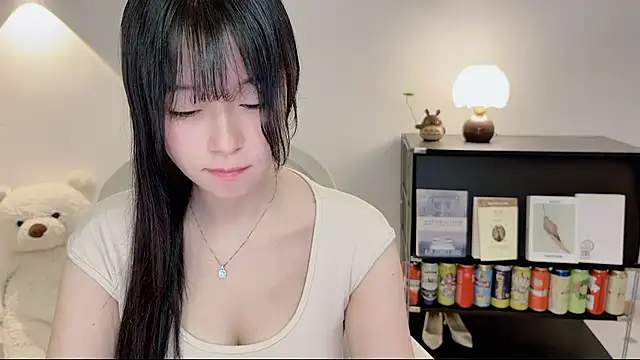 Onechestnut online show from June 25, 5:12 am