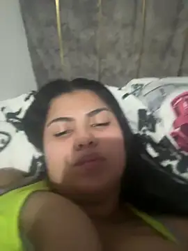 ValentinaBreats online show from July 7, 11:51 pm