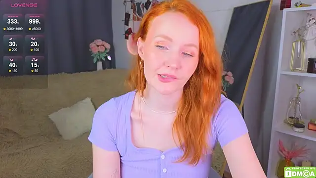 JoyceJones online show from September 23, 8:29 pm