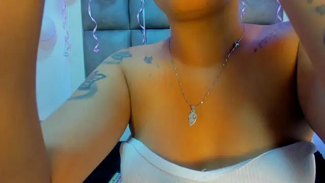 Mia lopez   online show from November 7, 1:38 pm