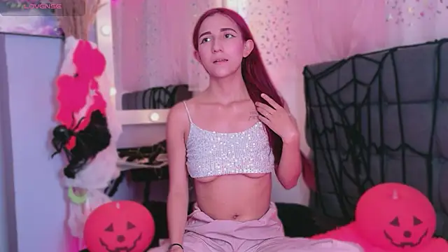 NataliaPrada s online show from October 20, 5:05 pm